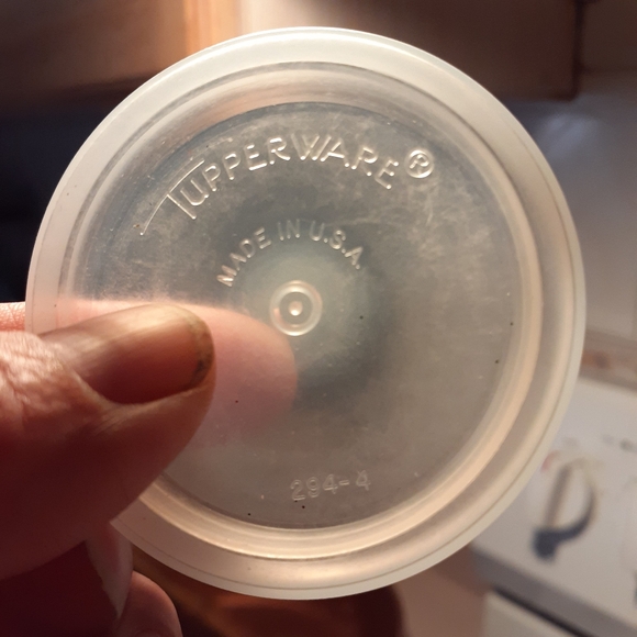 {2} Pack Small Vtg Tupperware Seals 294 - Picture 10 of 16